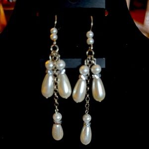 Faux pearl silver tone dangling earrings